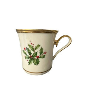 Vintage Lenox Holiday Mug Holly Berries Gold Trim Made in USA